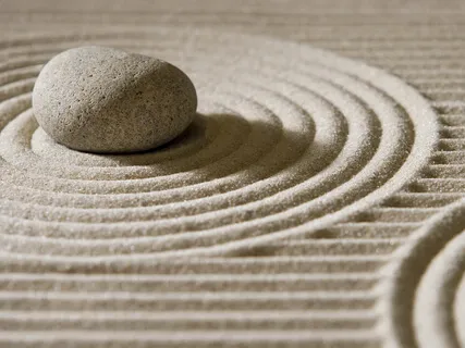 Noticing The Pause Between Breaths 