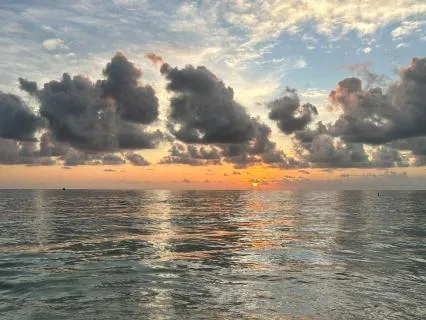 Ocean Breathing (Ujjayi Pranayama) For Sleep