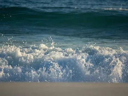 Ocean Waves For Sleep (10 Hour)