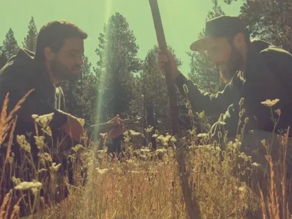 Om Ah Hung Benza Guru Pema Siddhi Hung (Featuring Madhu Anziani)