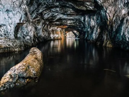 Om Chanting In A Cave