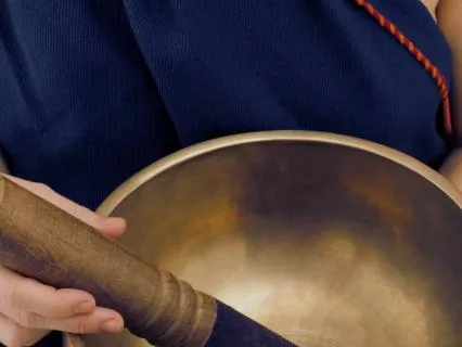 Om Chanting With Tibetan Singing Bowls For Deep Relaxation