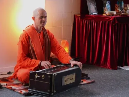 Om Sri Ram Jay Ram Jay Jay Ram - Mantra Kirtan