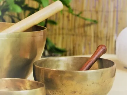 Om: Tibetan Singing Bowls