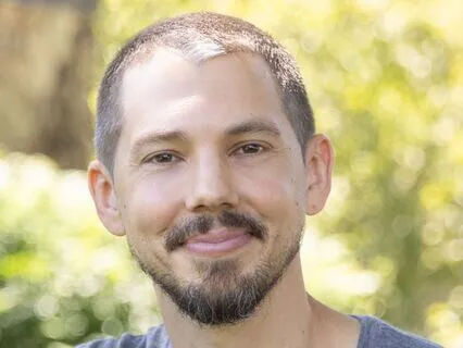 One Heartfelt Text: A Human Connection Practice