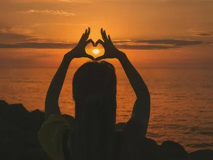 Open And Expand Your Heart - Move Into Heart Space Energy