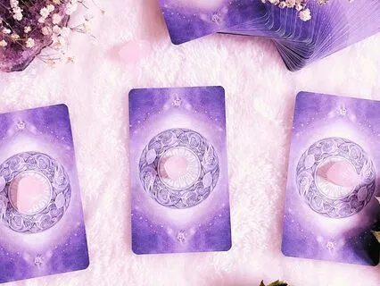 Oracle Card Insights: A Guided Visualization