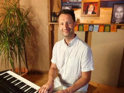 Orchards Of The Heart – Solo Piano (Live)