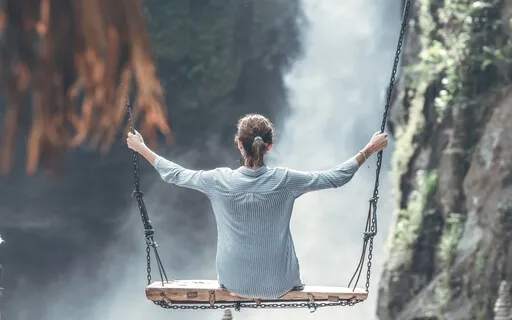 Paraglider: Ambient Space Music For Relaxation And Sleep