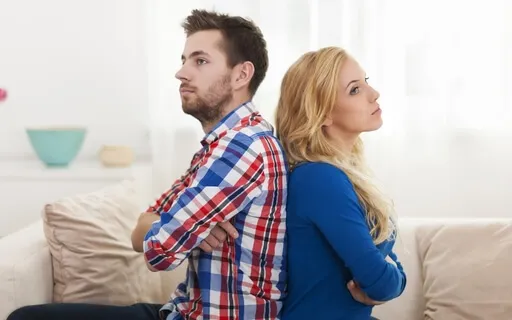 Passive-Aggressive Behaviour : How To Spot And Deal With It