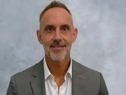 Patterns Of Behavior - L,L,&L W/ Glenn Ambrose