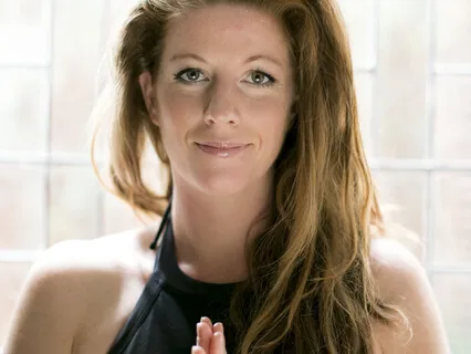 Pause. Open. Relax into Breath