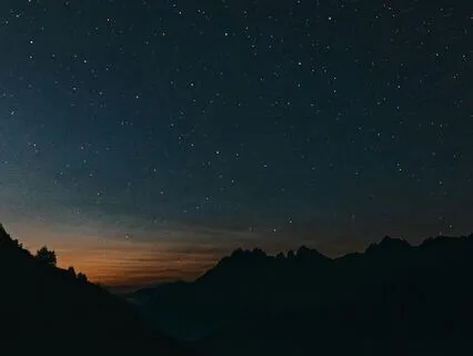 Peaceful Dusk: Ambient Music & Binaural Beats For Sleep