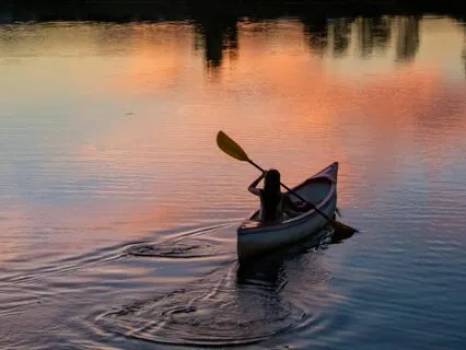 Peaceful Guitar Tunes: Therapeutic And Cozy