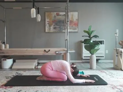 Pilates & Prayer | 15-Minute Relaxing Full Body Class