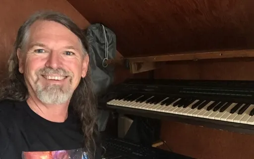 Playful Insights Of A Spacey Minimalist Jam By Miles Eddy