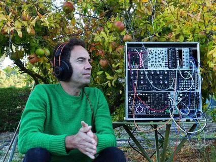 Pomegranate Vibrations 432 Hz