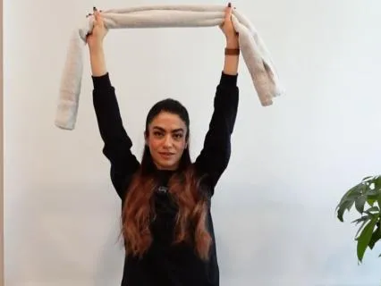 Posture Reset: 5-Min Seated Neck & Shoulder Stretch