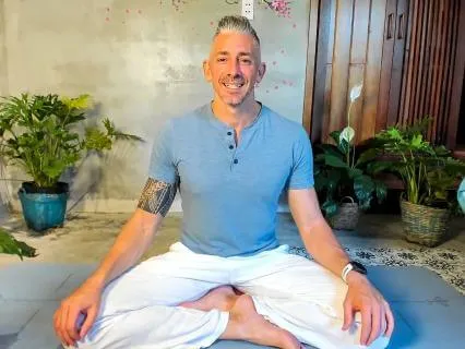 Morning Centering - Breath & Stillness Practice (7 Minutes)