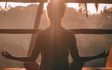 Pratyahara (Sense Withdrawal) + 4 Minutes Of Breath Focus