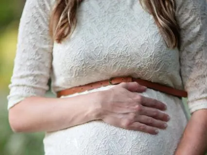 Pregnancy Affirmations To Bond & Connect