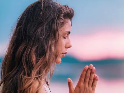 Pregnancy Mindfulness Meditation - Self-Care & Baby Bonding