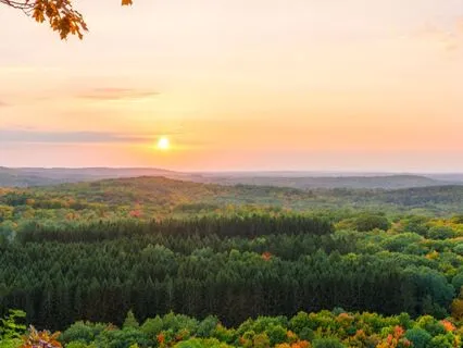 Psalm 125 — Surrounded By Peace: The Stillness Of Trust