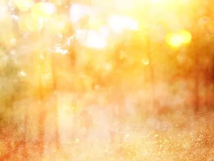 Golden Light – 8D Crystal Sound Bath For Your Crown