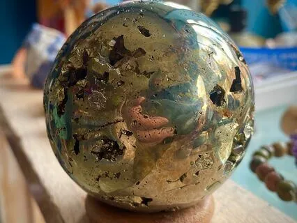 Pyrite, Abundance Music