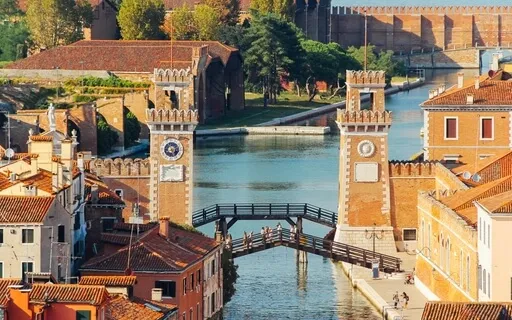 Quartet Music With Guitar ( Walking In Venice )