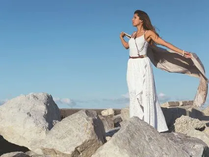 Queen Energy: Affirmations For Confidence & Power