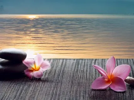 Quiet And Calm Waves For Sleep