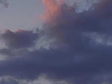 Quiet Dusk: Ambient Music & Delta Binaural Beats for Sleep