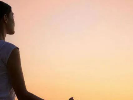 Quiet Realizations – Close Without Losing Yourself