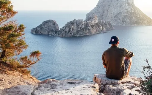 Quiet Wisdom: Relaxing Music for Meditation, Yoga & Sleep