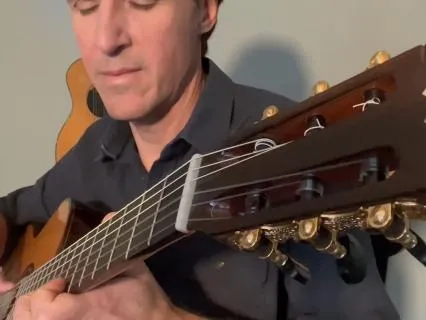 Radiant Gratitude: Calming Guitar for Peace