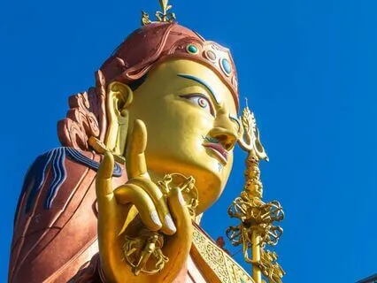 Rain of Blessings - GURU RINPOCHE - SEVEN LINE PRAYER