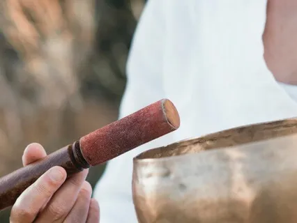 Rain And Tibetan Bowls Sound Meditation