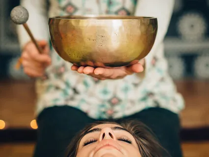 Поющие Чакры: Вишудха. Раскрепощение Тела и Голоса. Танцевальная Медитация