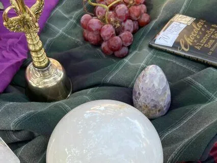 Recenter & Ground: OM + Mantra Meditation