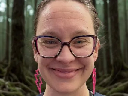 Reconnect With A Glowing Green Light