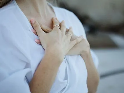 Reconnecting With Your Body: A Grounding Meditation