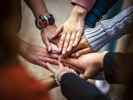 Reflecting On Friends And Loved Ones To Cultivate Gratitude