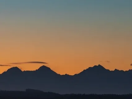 Reiki And Mountain Meditation For Wholeness