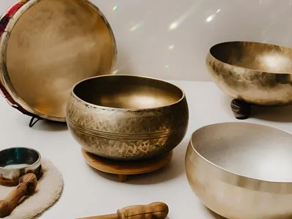 Reiki Infused Shamanic Sound Bath | 7 Hz + Angel Tones