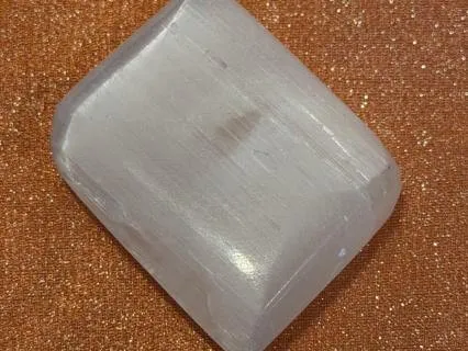 Reiki With Selenite: Cleanse & Release