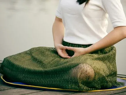 Relax And Focus With Alpha Binaural Beats