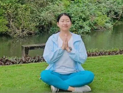 Relaxing 22-Minute Rain Practice To Soften