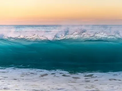 Relaxing Handpan Music With Ocean Waves