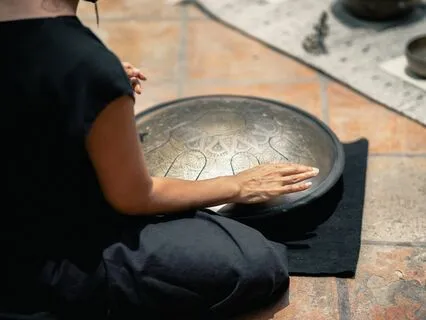 Relaxing Hang Drum Music 432 Hz With Rain